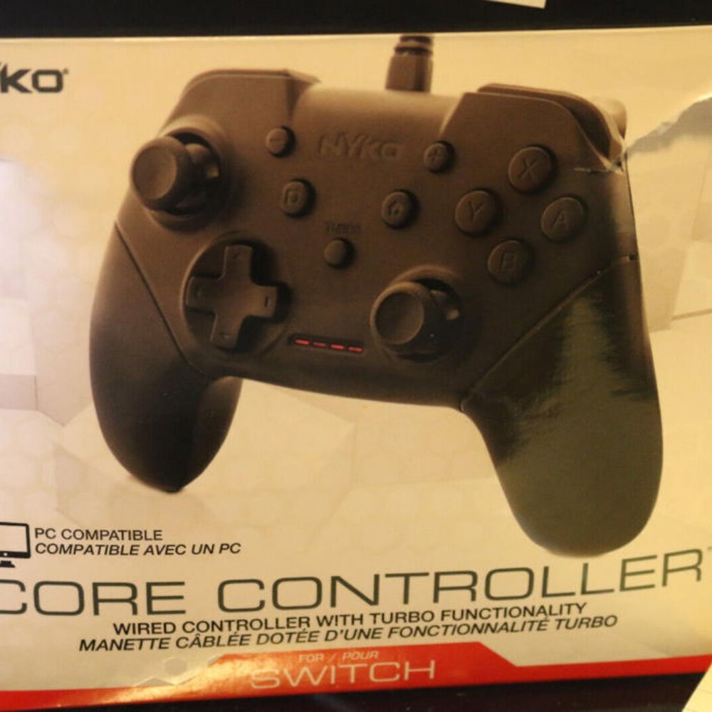 NYKO Core Controller (Wired) for Nintendo Switch-Open Box New
